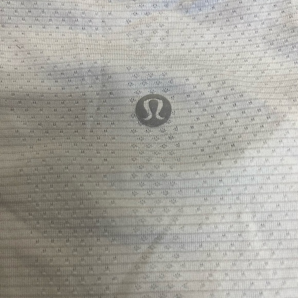 White Lululemon short sleeve, Swiftly tech Size 6 - Picture 3 of 4